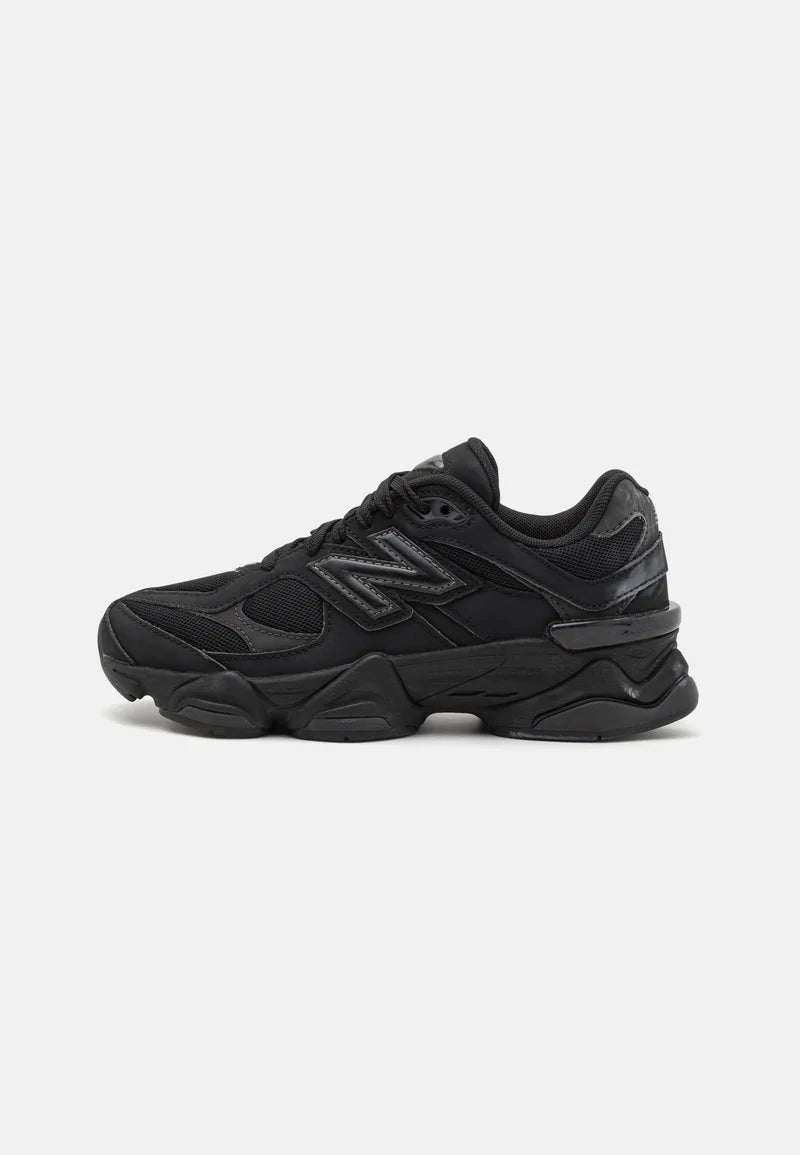 New Balance 9060 Full Noir