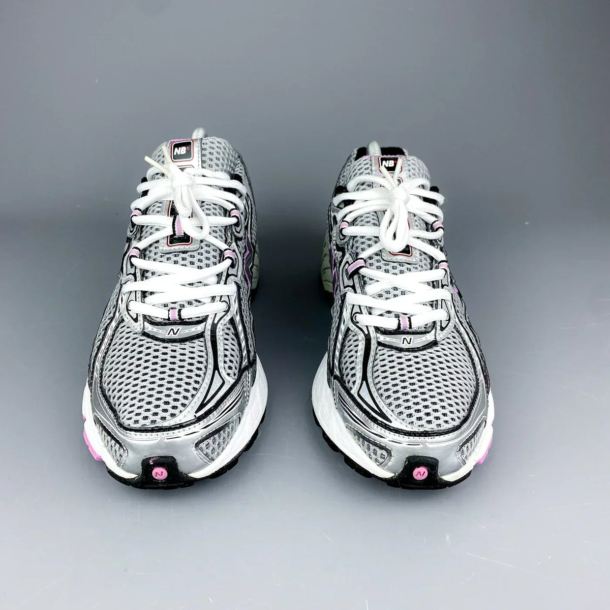 New Balance 740 Rose