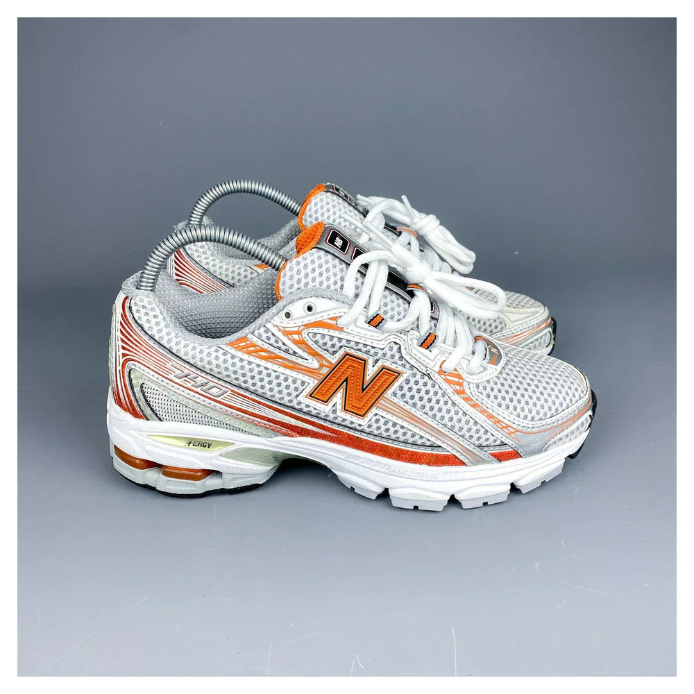 New Balance 740 Orange