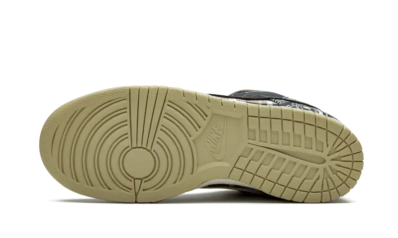 SB Dunk Low Travis Scott Nike