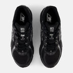 New Balance 740 Noir