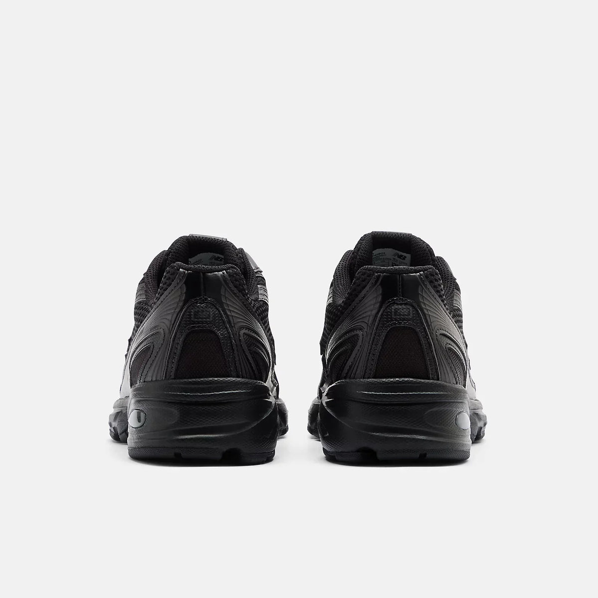 New Balance 740 Full Noir